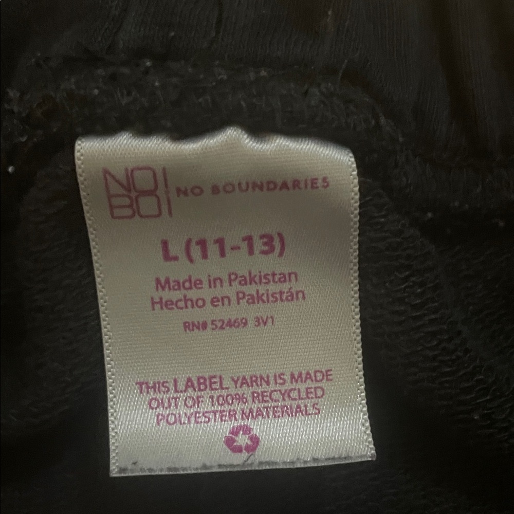 No Boundaries Women's Cargo Shorts - Black and Cream - Picture 3 of 4